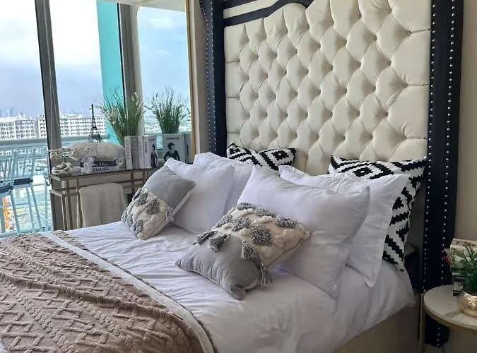 Azure Urban - St Tropez Tower Staycation Unit With A European Touch * Manila