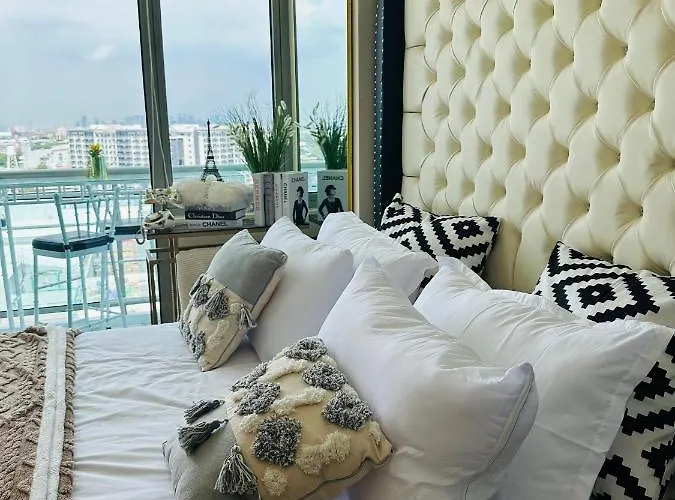 Apartment Azure Urban - St Tropez Tower Staycation Unit With A European Touch Manila