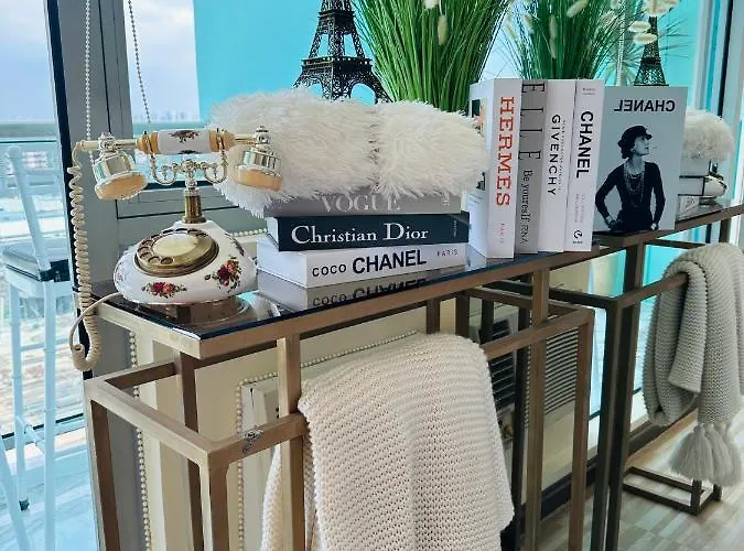 Azure Urban - St Tropez Tower Staycation Unit With A European Touch * Manila