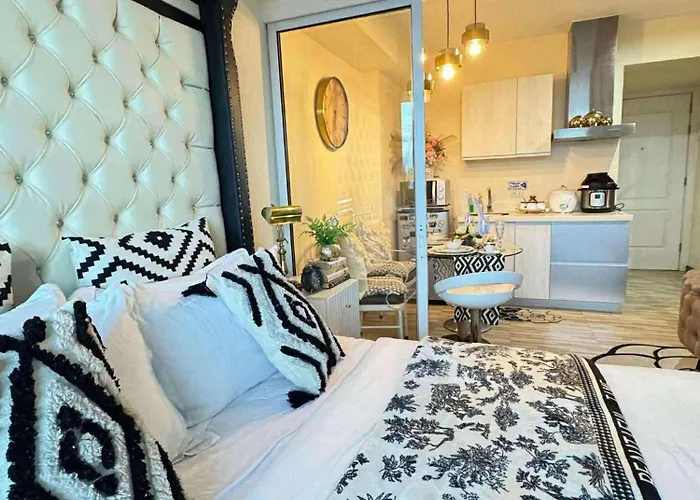Apartment Azure Urban - St Tropez Tower Staycation Unit With A European Touch Manila